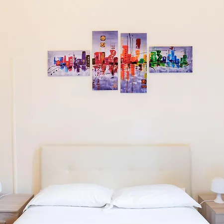 Guesthost - Dante Subway Apartment *