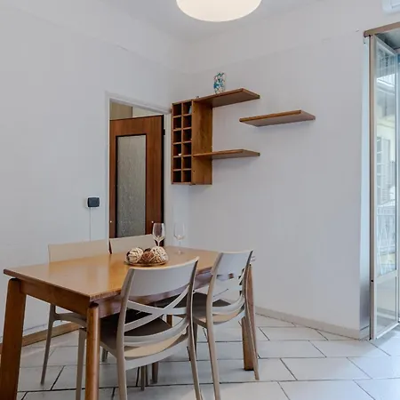 Guesthost - Dante Subway *