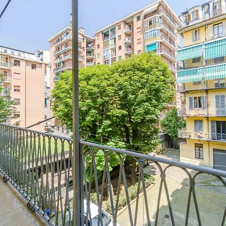 Appartement Guesthost - Dante Subway *