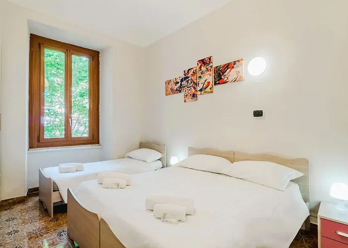 Guesthost - Dante Subway Turyn