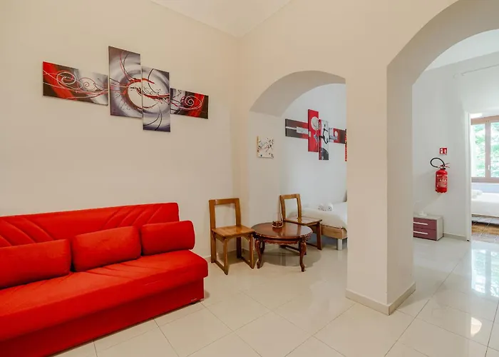 Guesthost - Dante Subway Apartament